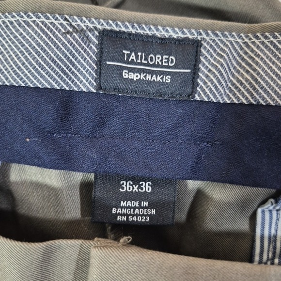 GAP CLASSIC STRAIGHT FIT KHAKIS CHINO MEN SIZE 36X36 Gray NWT - Picture 10 of 13